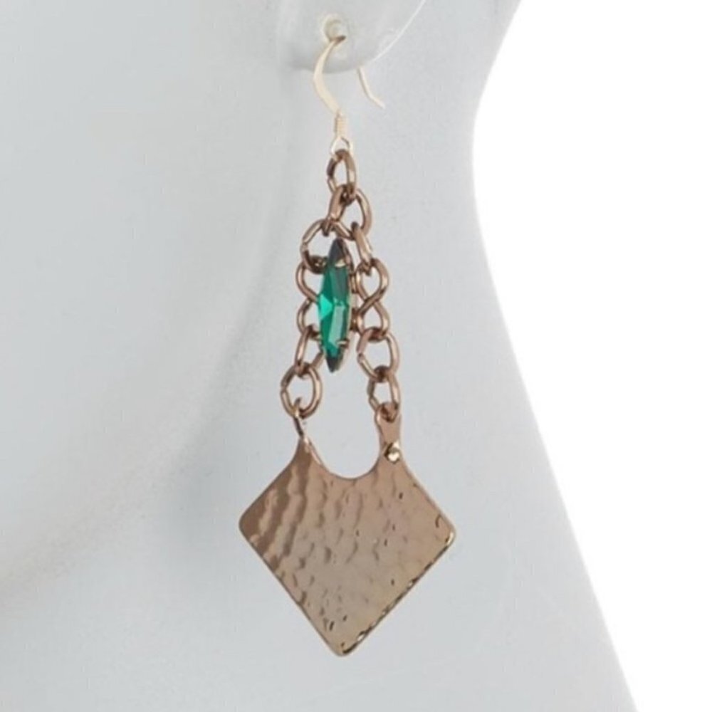 NWT Alex and Ani Norway Hammered Swarovski Earring